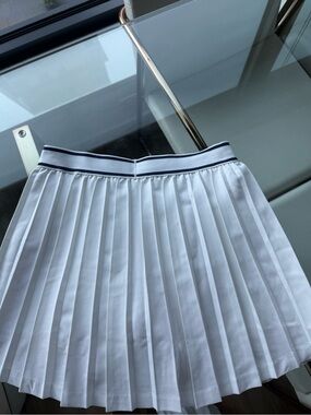 Peter Millar White Pleated Skirt with Navy-Trim Waistband